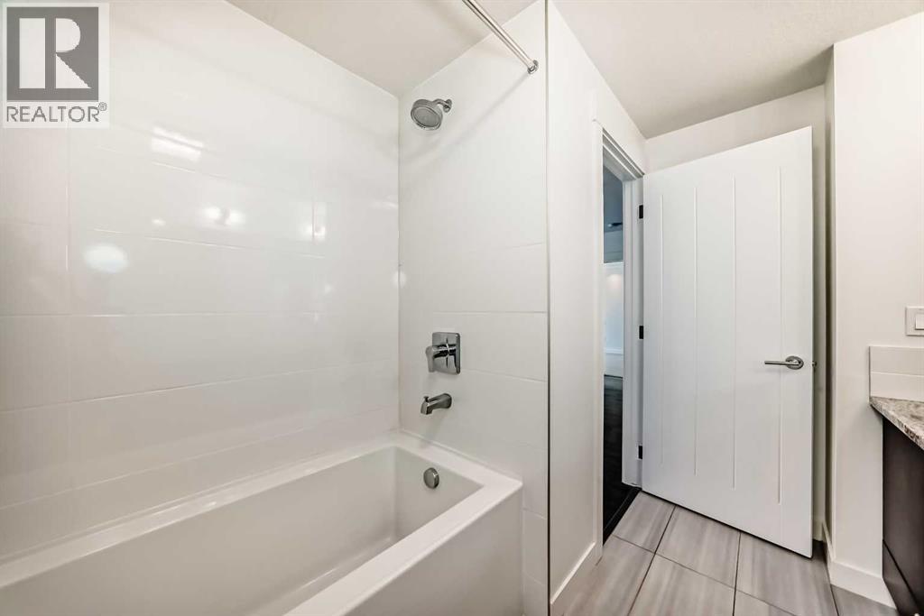 121, 15 Aspenmont Heights Sw, Calgary, Alberta  T3H 0E3 - Photo 27 - A2289784