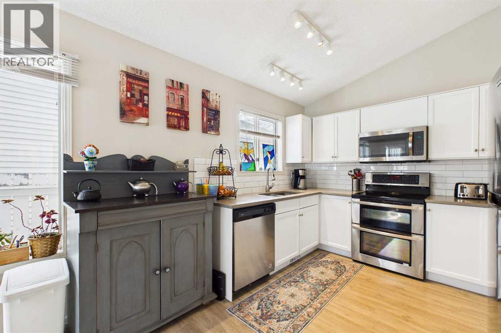 14 Citadel Drive Nw, Calgary, Alberta  T3G 3X7 - Photo 10 - A2306098