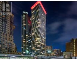 806 - 33 CHARLES STREET E, Toronto, Ontario