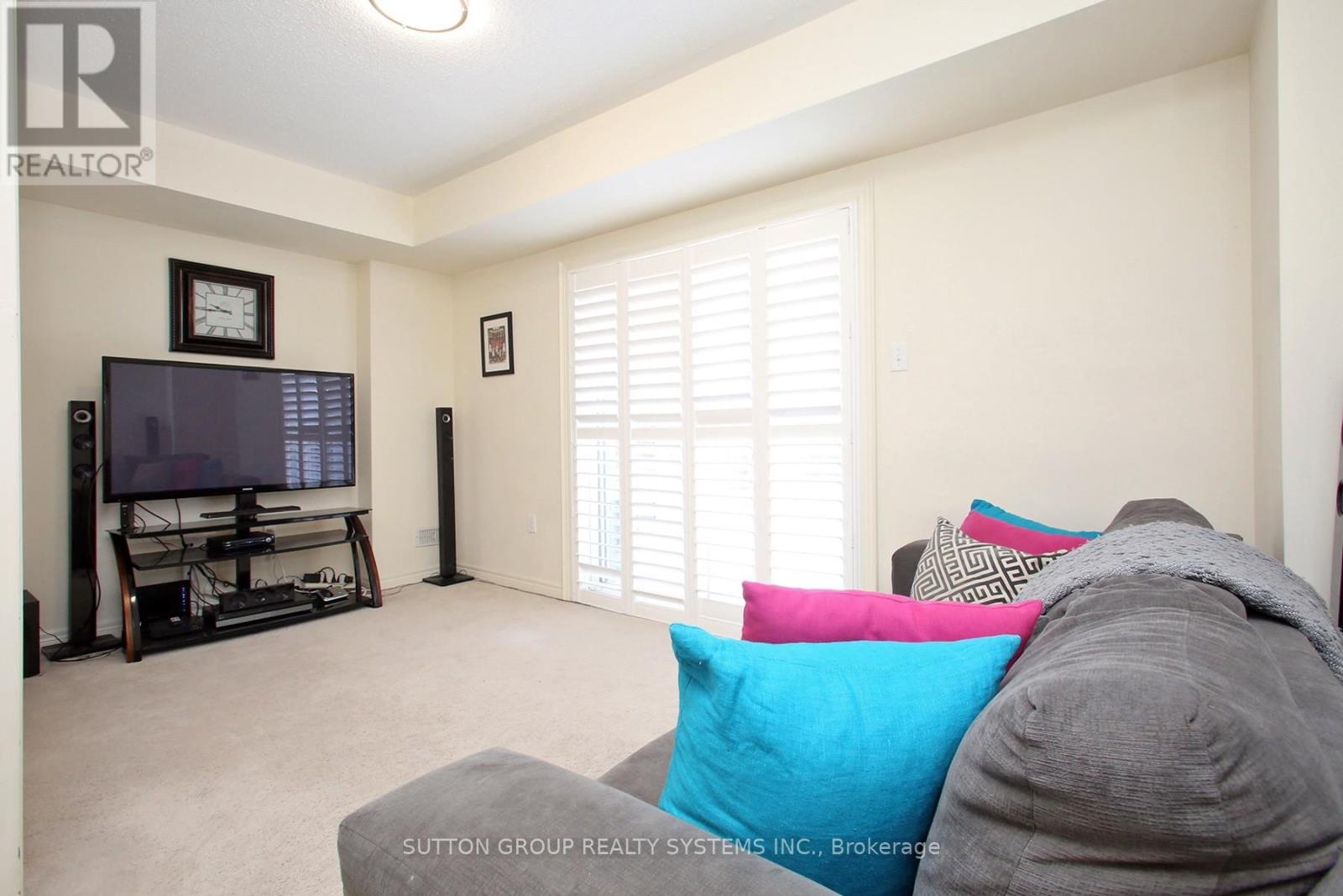 41 Martinworth Lane, Ajax (Central East), Ontario  L1Z 0L1 - Photo 17 - E13093468