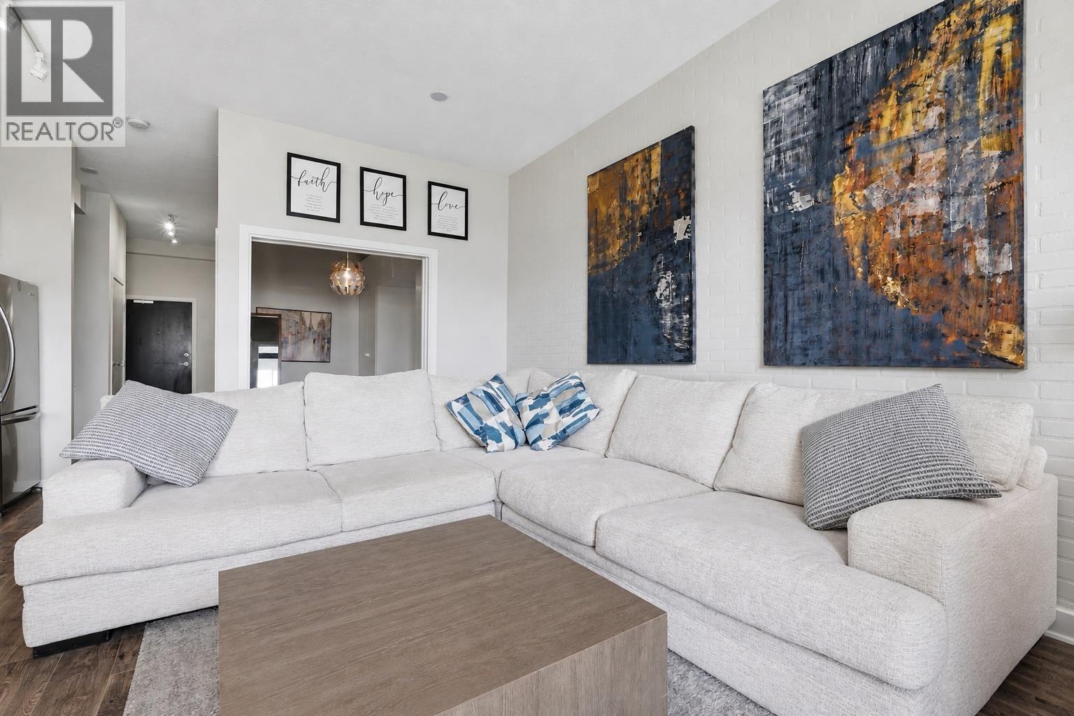 602 121 BREW STREET, Port Moody, British Columbia