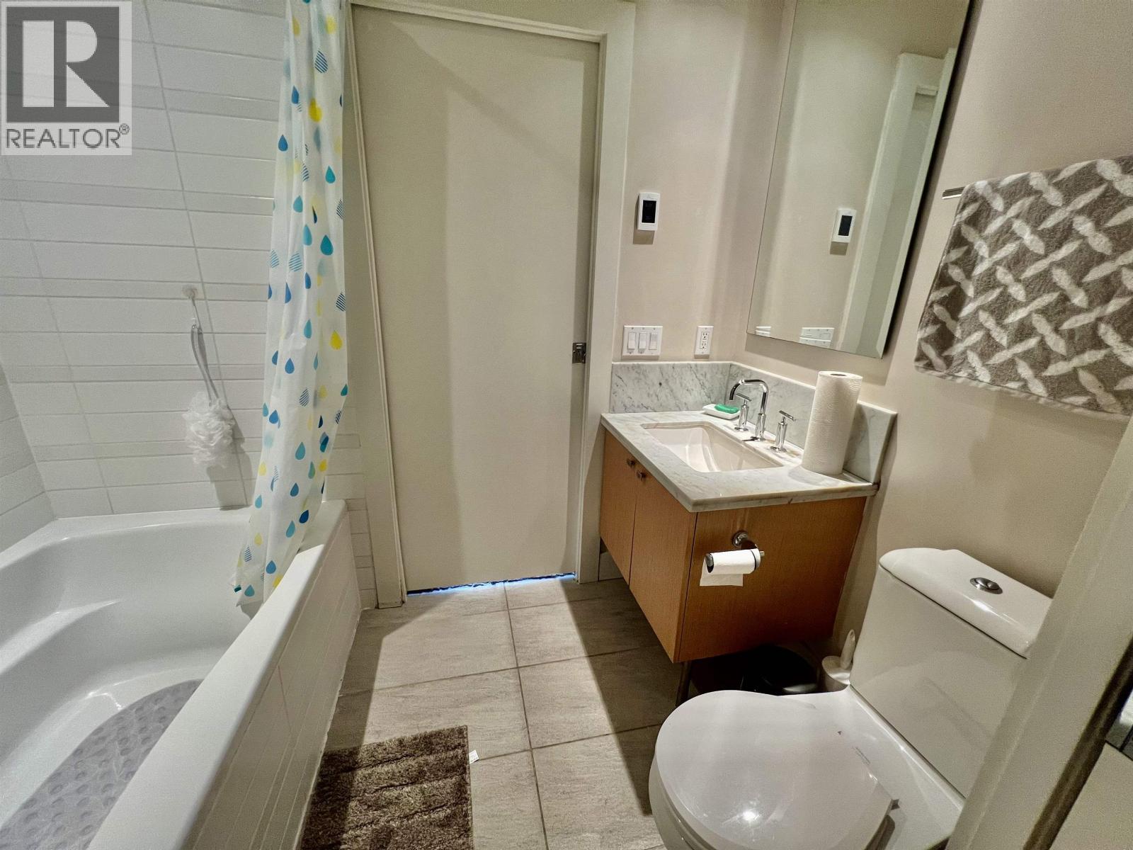 201 6080 Iona Drive, Vancouver, British Columbia  V6T 0A4 - Photo 13 - R3120569
