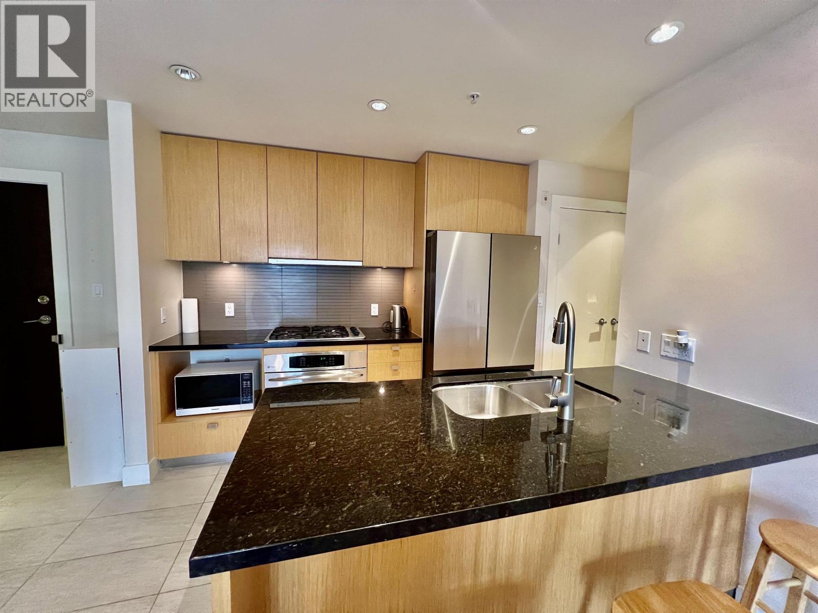 201 6080 Iona Drive, Vancouver, British Columbia  V6T 0A4 - Photo 7 - R3120569
