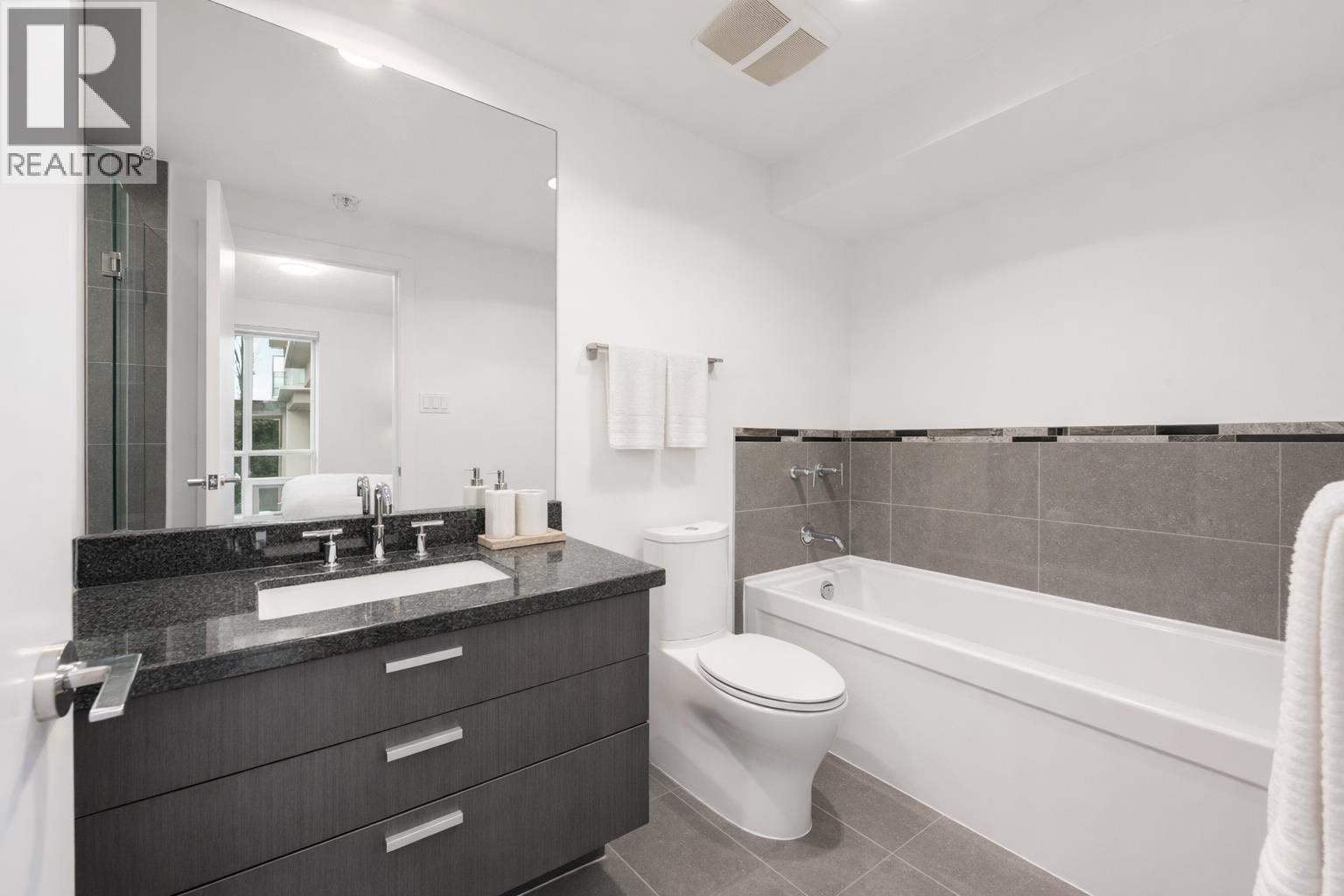 103 2232 Douglas Road, Burnaby, British Columbia  V5C 0G9 - Photo 7 - R3120571