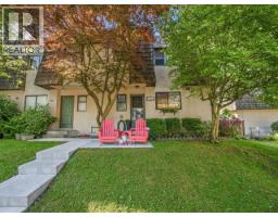 1106 PREMIER STREET, North Vancouver, British Columbia
