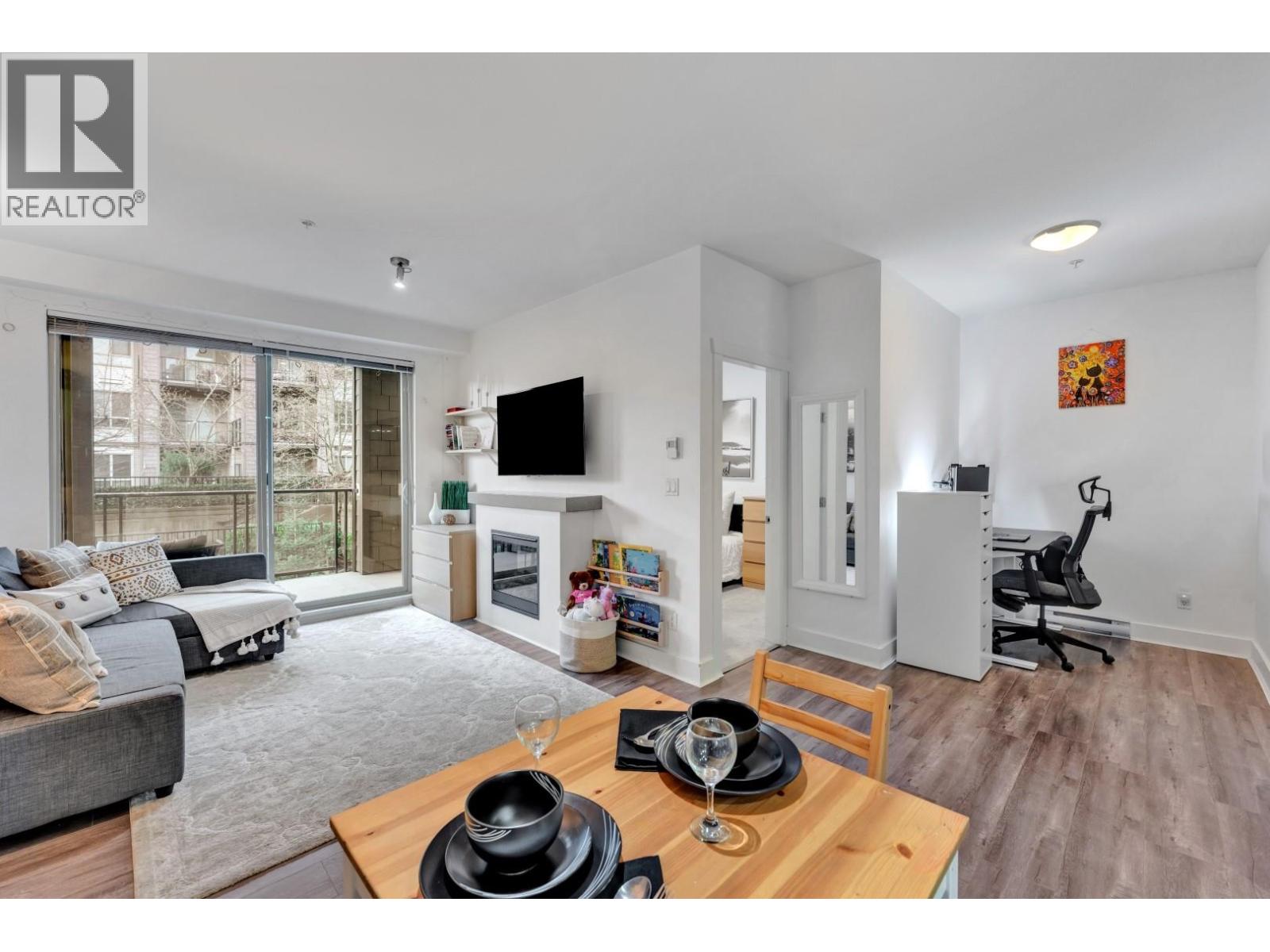 308 7478 Byrnepark Walk, Burnaby, British Columbia  V3N 0B5 - Photo 17 - R3120599