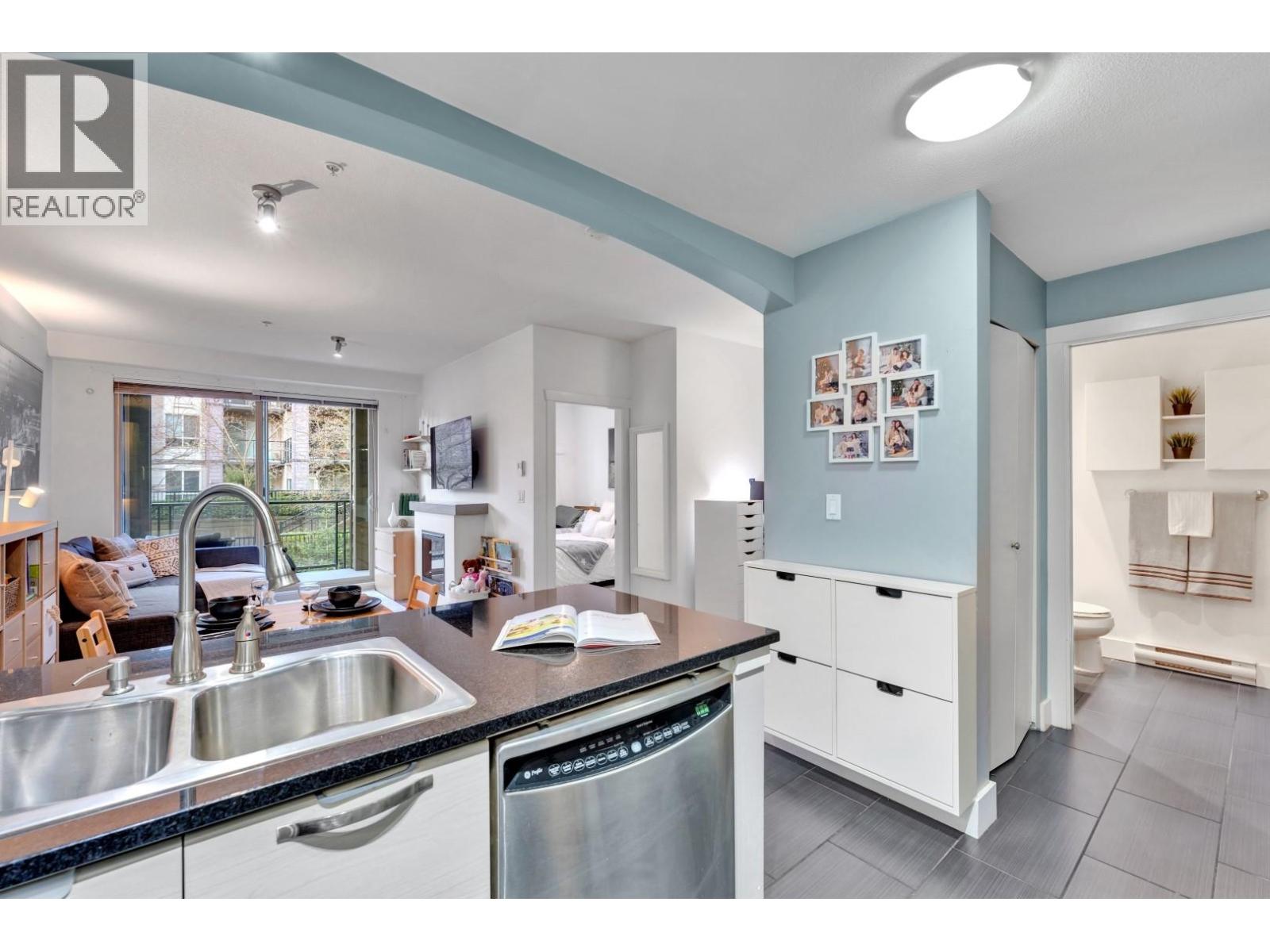 308 7478 Byrnepark Walk, Burnaby, British Columbia  V3N 0B5 - Photo 6 - R3120599