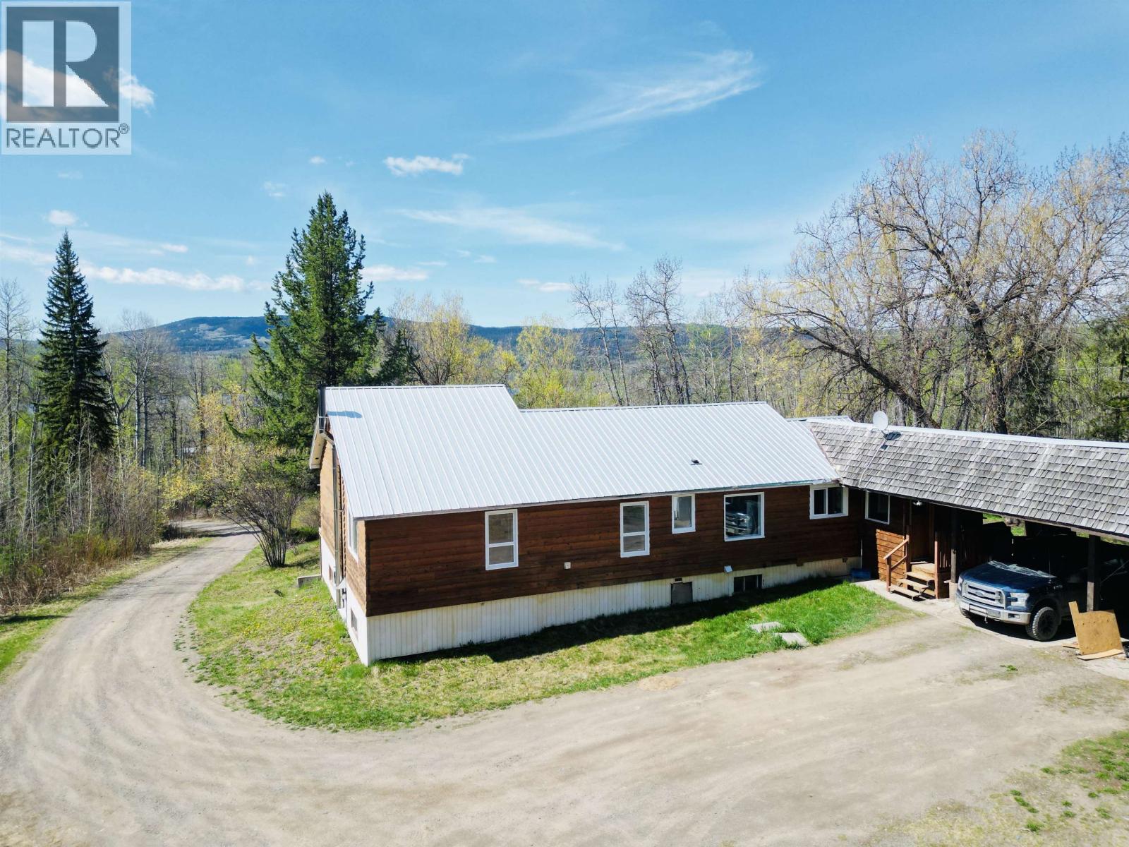 2500 Bennett Road, Burns Lake, British Columbia  V0J 1E1 - Photo 4 - R3120524