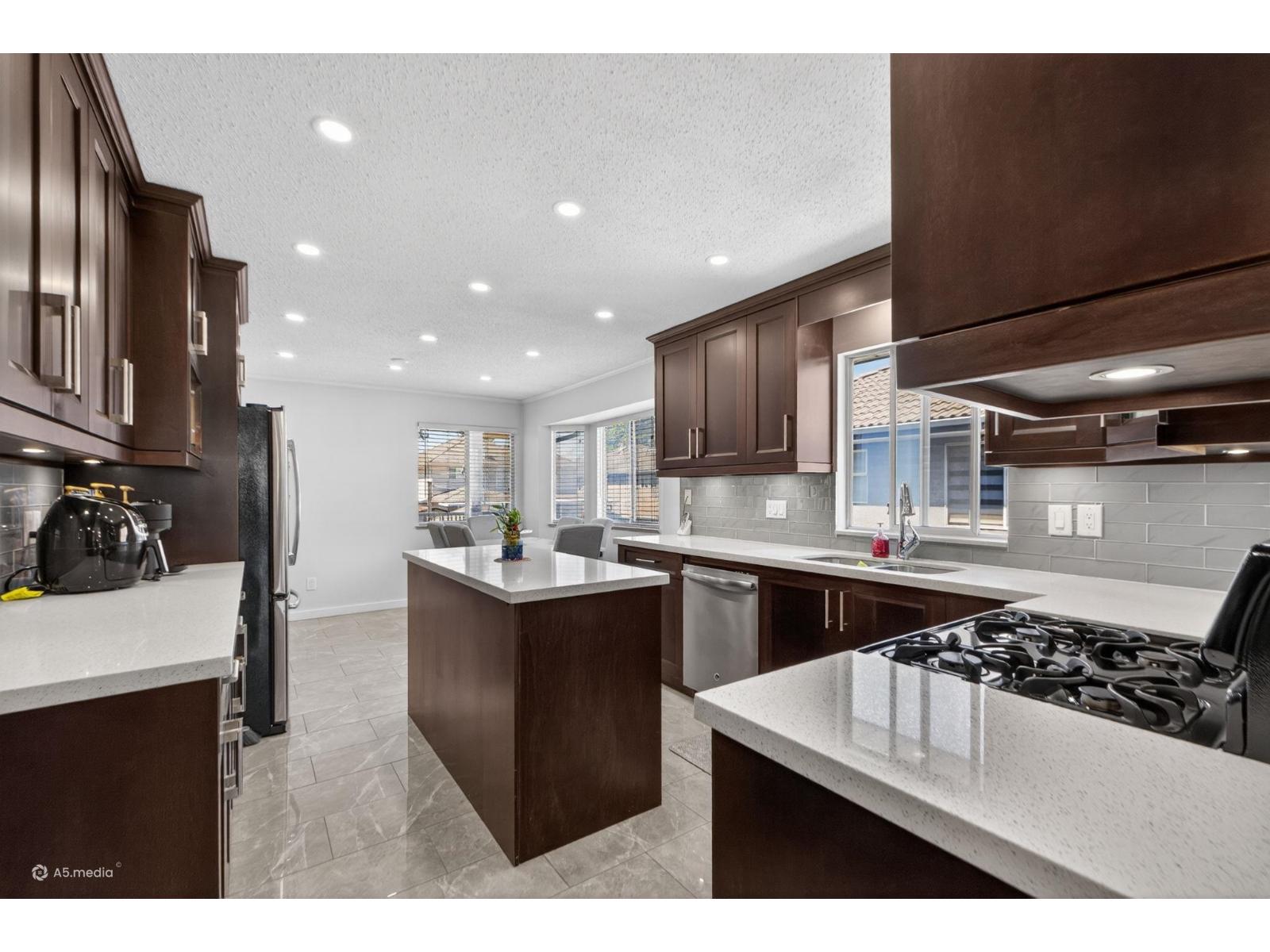 9515 124a Street, Surrey, British Columbia  V3V 7G3 - Photo 10 - R3120527