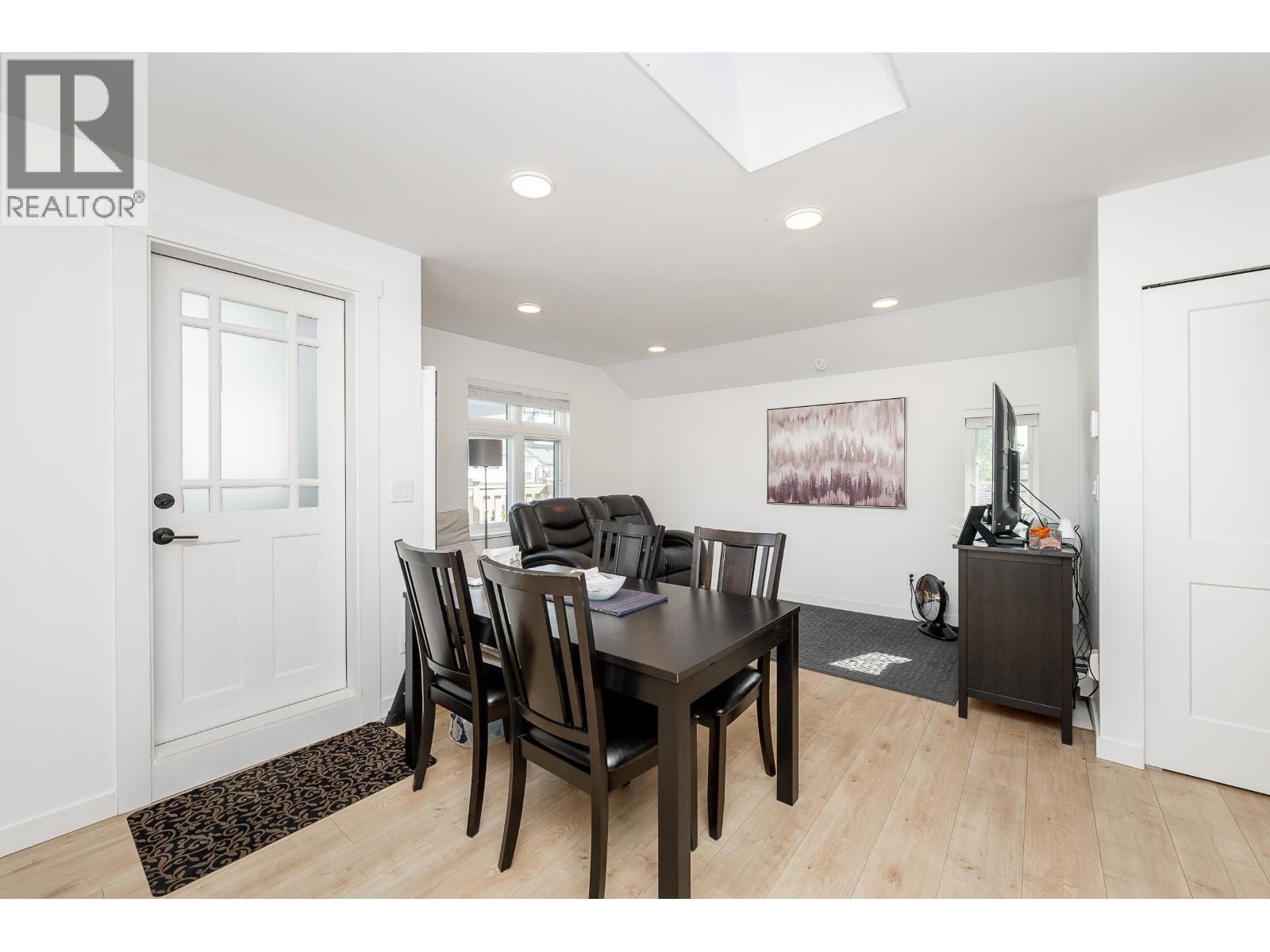 903 Walls Avenue, Coquitlam, British Columbia  V3K 2T2 - Photo 28 - R3120588
