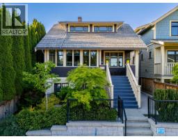 903 WALLS AVENUE, Coquitlam, British Columbia