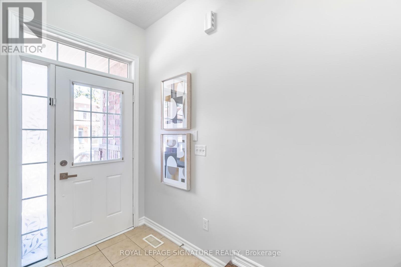 142 Maria Road, Markham (Wismer), Ontario  L6E 0L9 - Photo 3 - N13093452