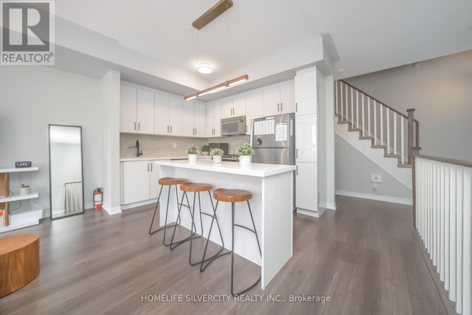 4 - 130 Long Branch Avenue, Toronto, Ontario  M8W 0B1 - Photo 10 - W13093464