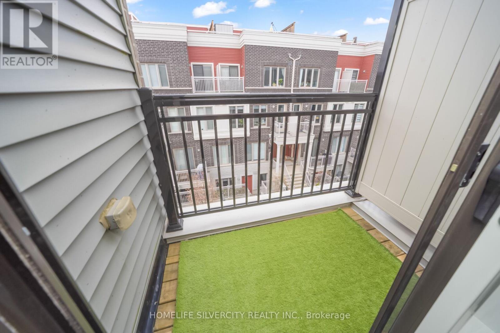 4 - 130 Long Branch Avenue, Toronto, Ontario  M8W 0B1 - Photo 27 - W13093464