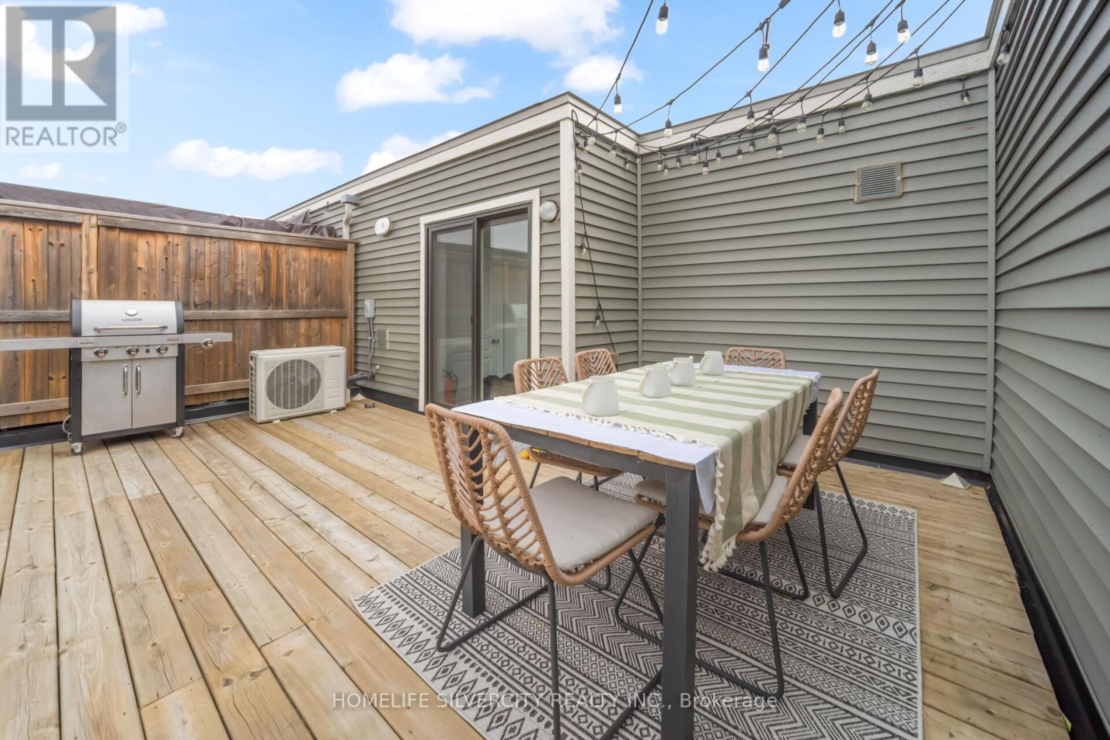 4 - 130 Long Branch Avenue, Toronto, Ontario  M8W 0B1 - Photo 32 - W13093464