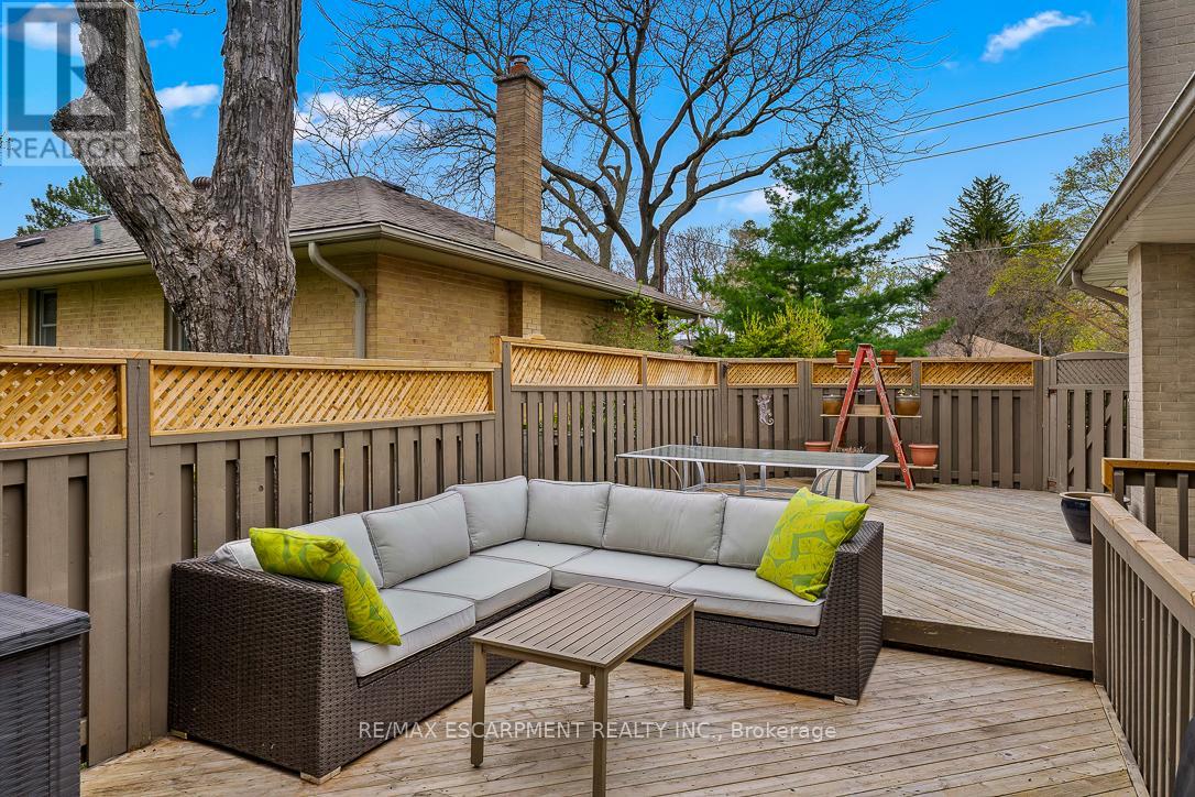 1548 Wembury Road, Mississauga (Lorne Park), Ontario  L5J 2L9 - Photo 43 - W13093482