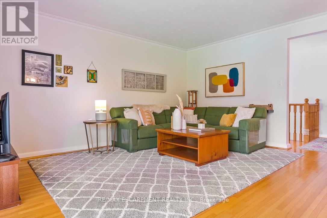1548 Wembury Road, Mississauga (Lorne Park), Ontario  L5J 2L9 - Photo 7 - W13093482