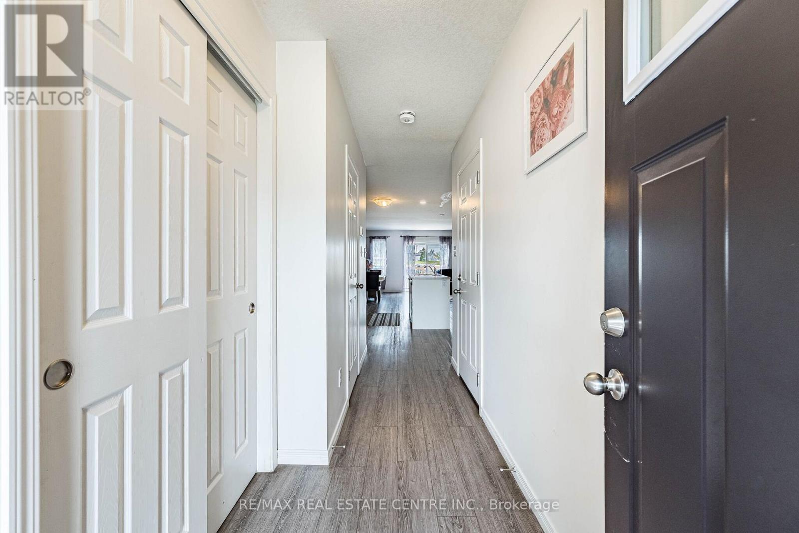 28 West Mill Street, North Dumfries, Ontario  N0B 1E0 - Photo 4 - X13093450