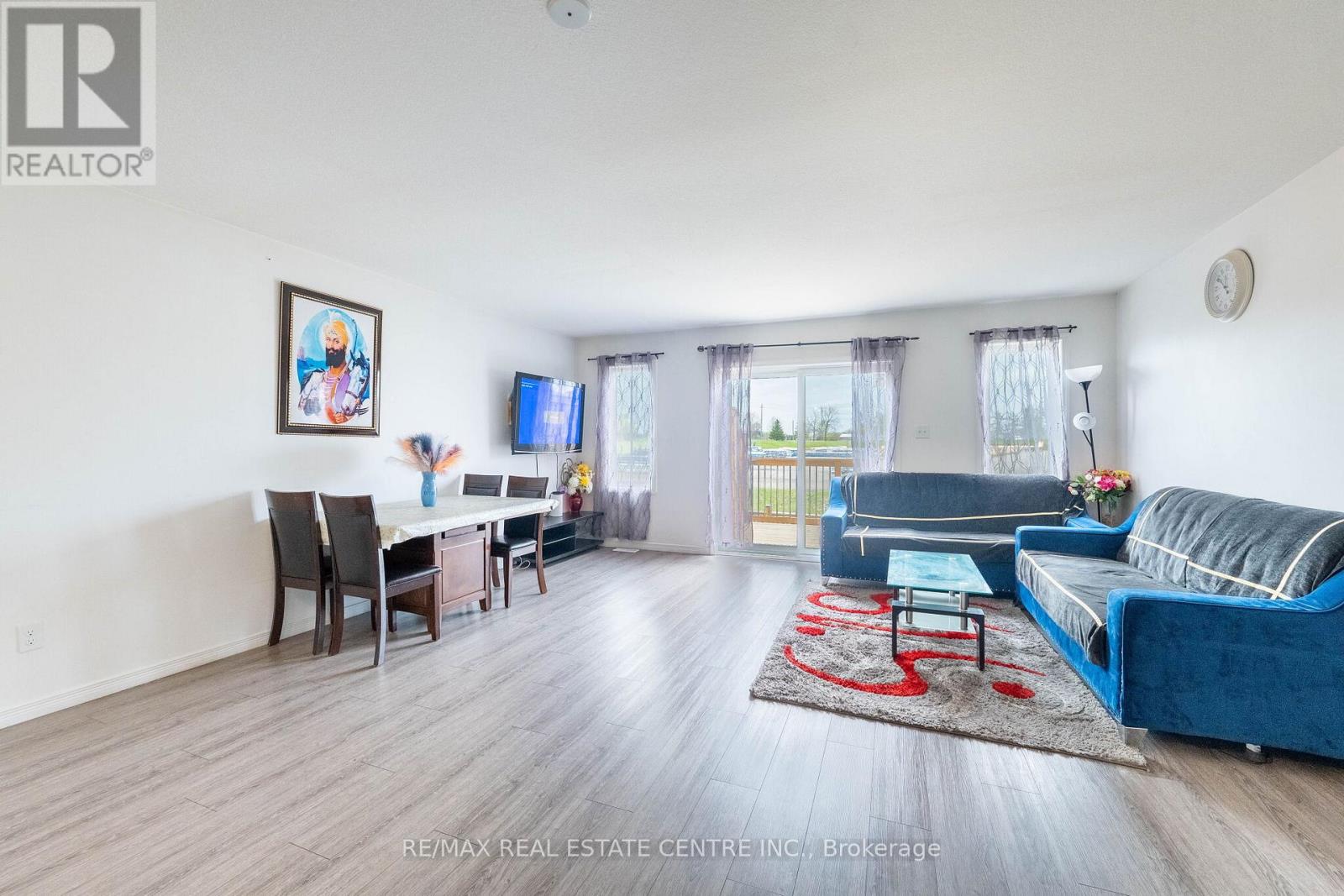 28 West Mill Street, North Dumfries, Ontario  N0B 1E0 - Photo 7 - X13093450