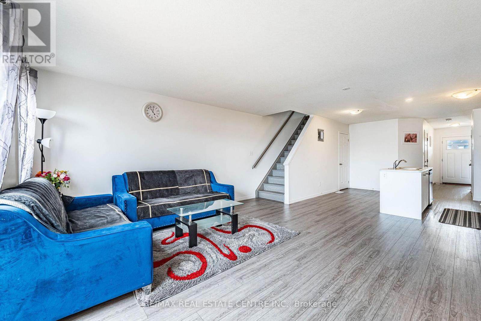 28 West Mill Street, North Dumfries, Ontario  N0B 1E0 - Photo 8 - X13093450