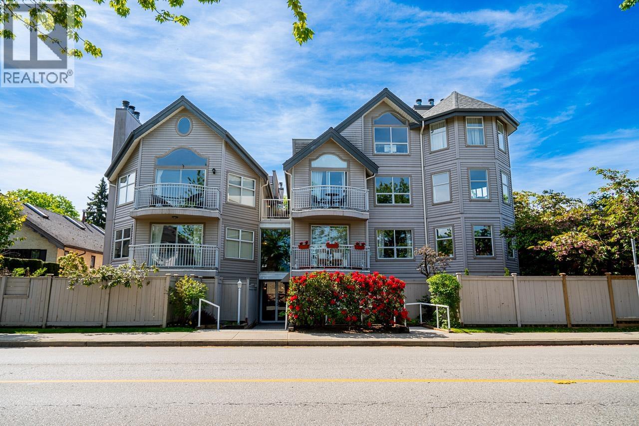 304 592 W 16TH AVENUE, Vancouver, British Columbia