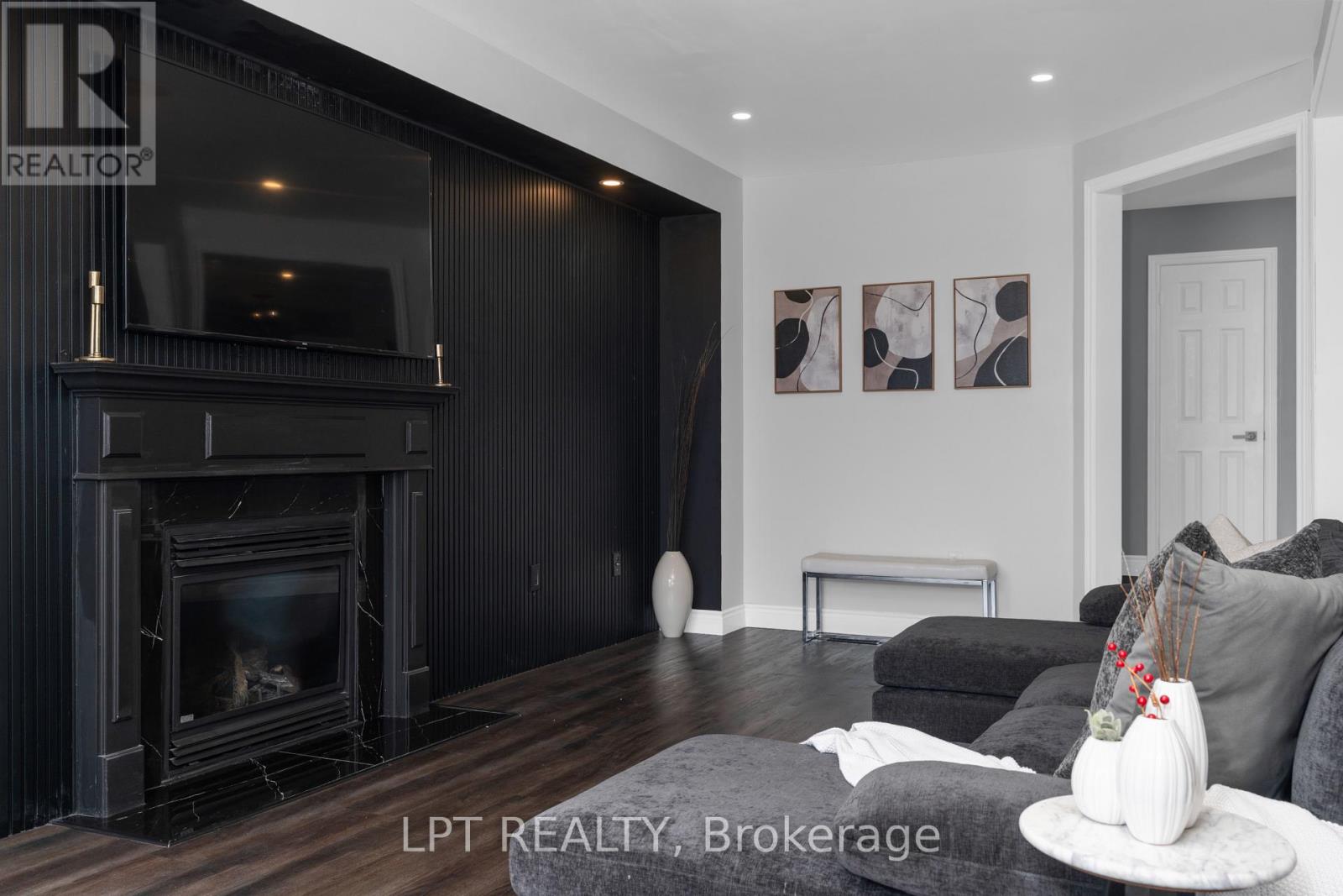 47 Northview Crescent, Barrie, Ontario  L4N 9T4 - Photo 10 - S13091956