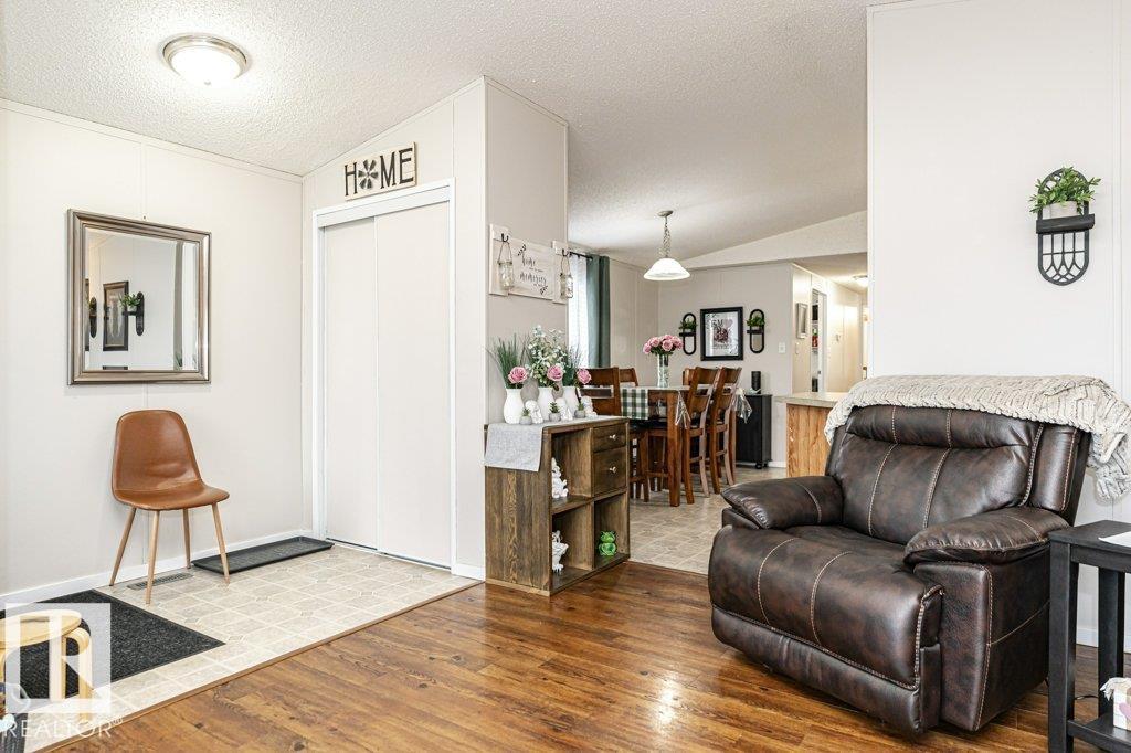 1637 68 Av Nw, Edmonton, Alberta  T6P 0A4 - Photo 10 - E4486094