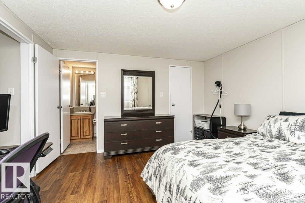 1637 68 Av Nw, Edmonton, Alberta  T6P 0A4 - Photo 29 - E4486094