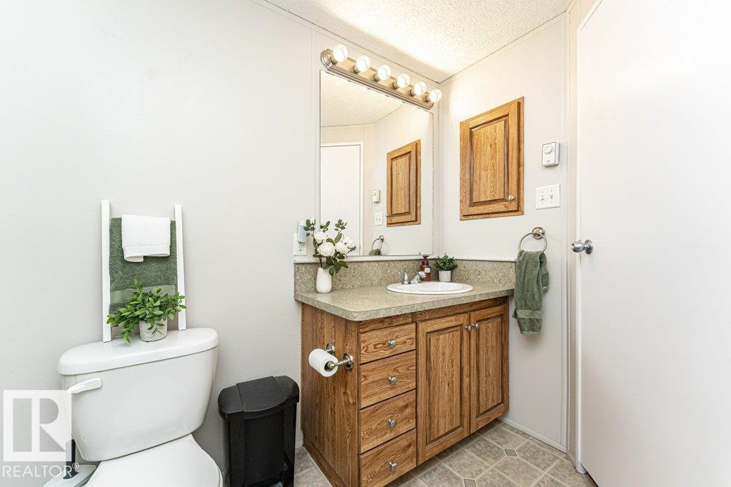 1637 68 Av Nw, Edmonton, Alberta  T6P 0A4 - Photo 37 - E4486094