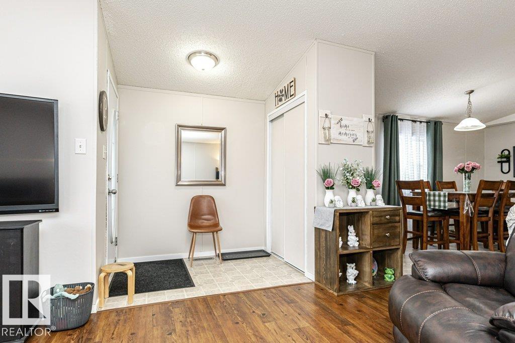 1637 68 Av Nw, Edmonton, Alberta  T6P 0A4 - Photo 4 - E4486094