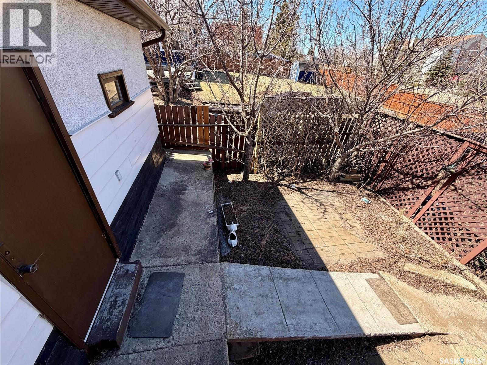 22 23rd Street, Battleford, Saskatchewan  S0M 0E0 - Photo 33 - SK035166