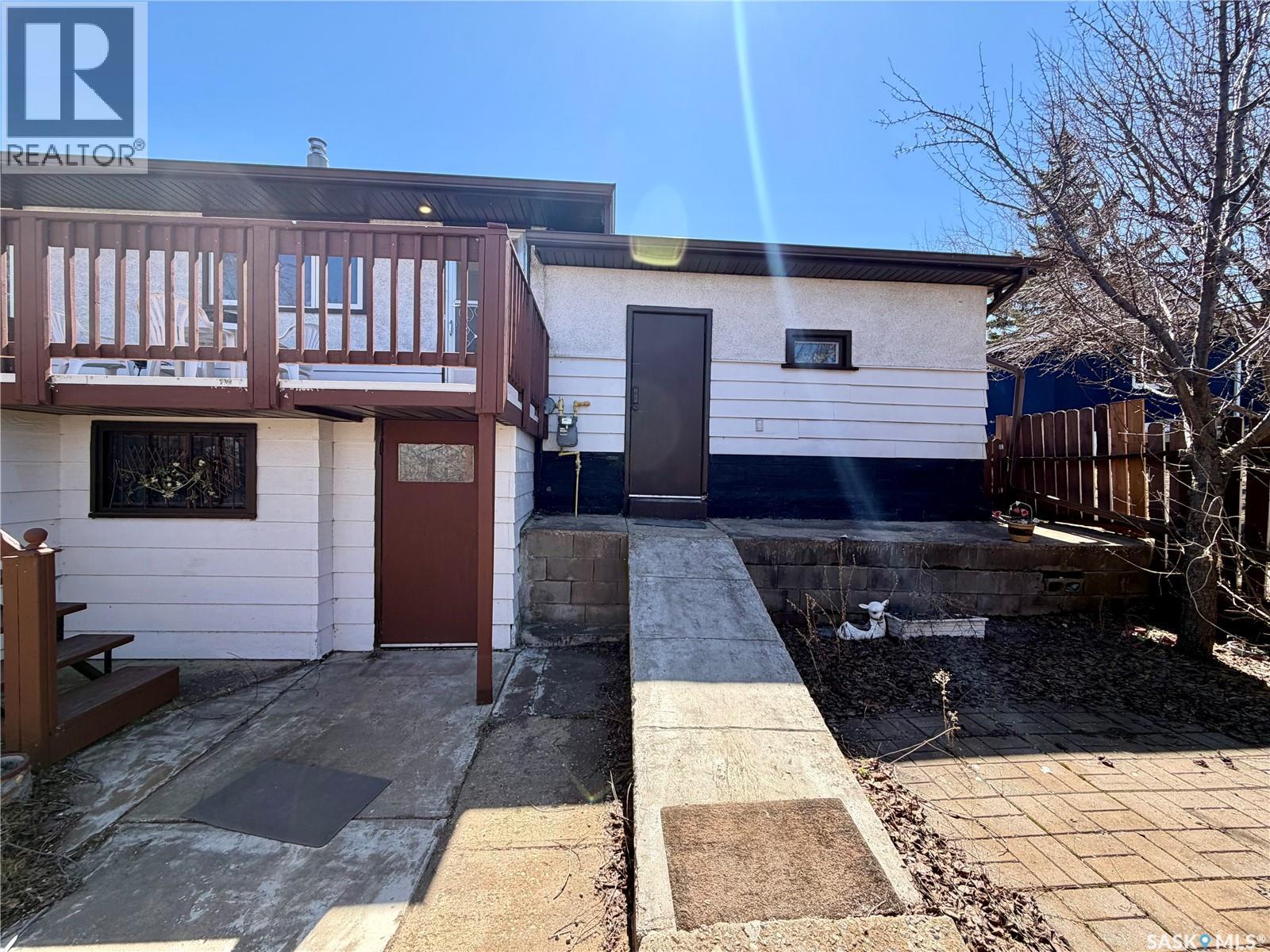 22 23rd Street, Battleford, Saskatchewan  S0M 0E0 - Photo 34 - SK035166
