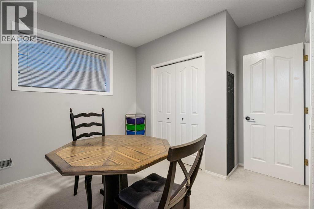 94 Edgebrook Heights NW, Calgary, Alberta  T3A 5M5 - Photo 38 - A2306637
