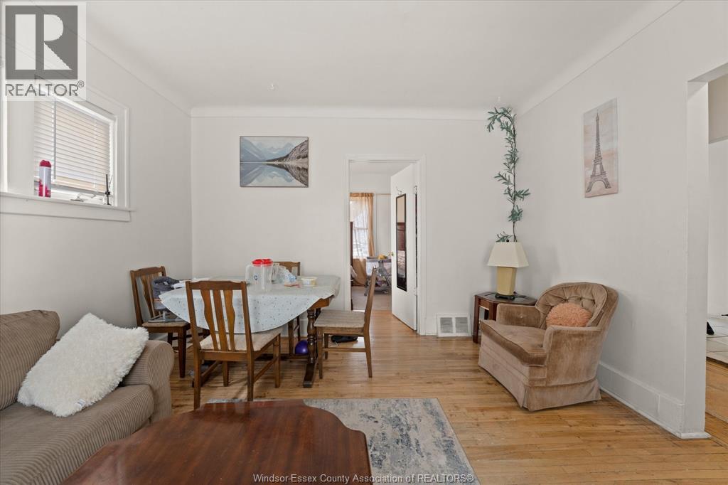2391 Cadillac, Windsor, Ontario  N8W 3Y3 - Photo 11 - 26010266