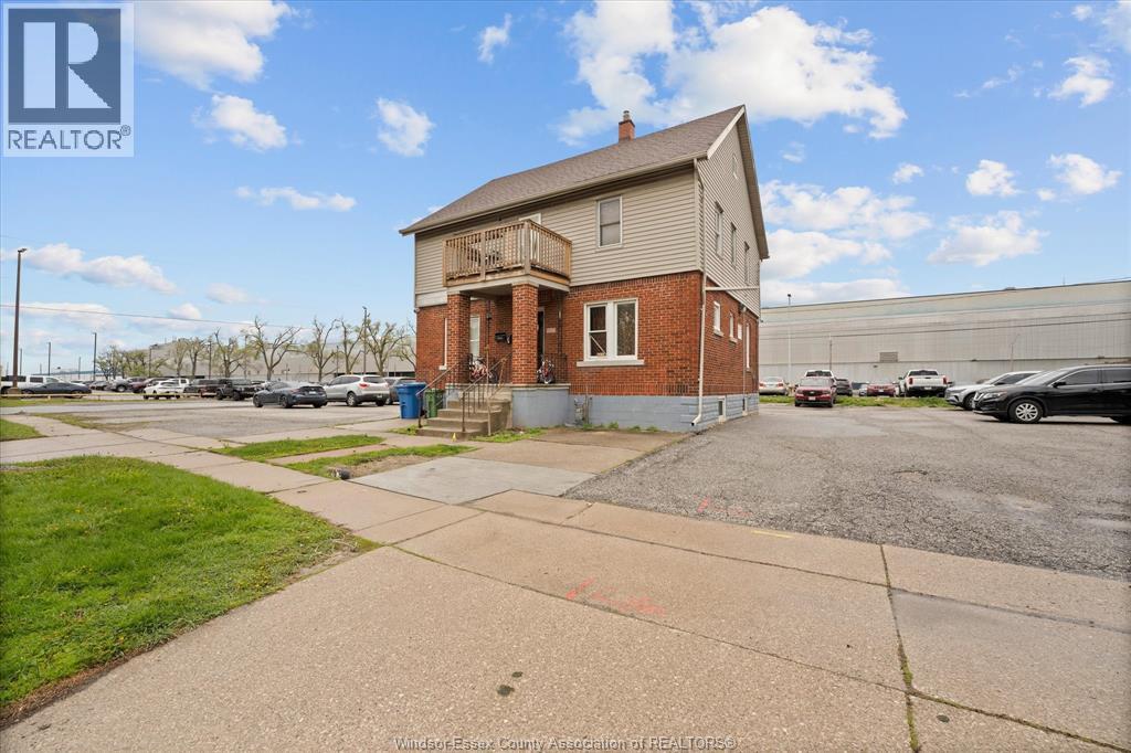 2391 Cadillac, Windsor, Ontario  N8W 3Y3 - Photo 5 - 26010266
