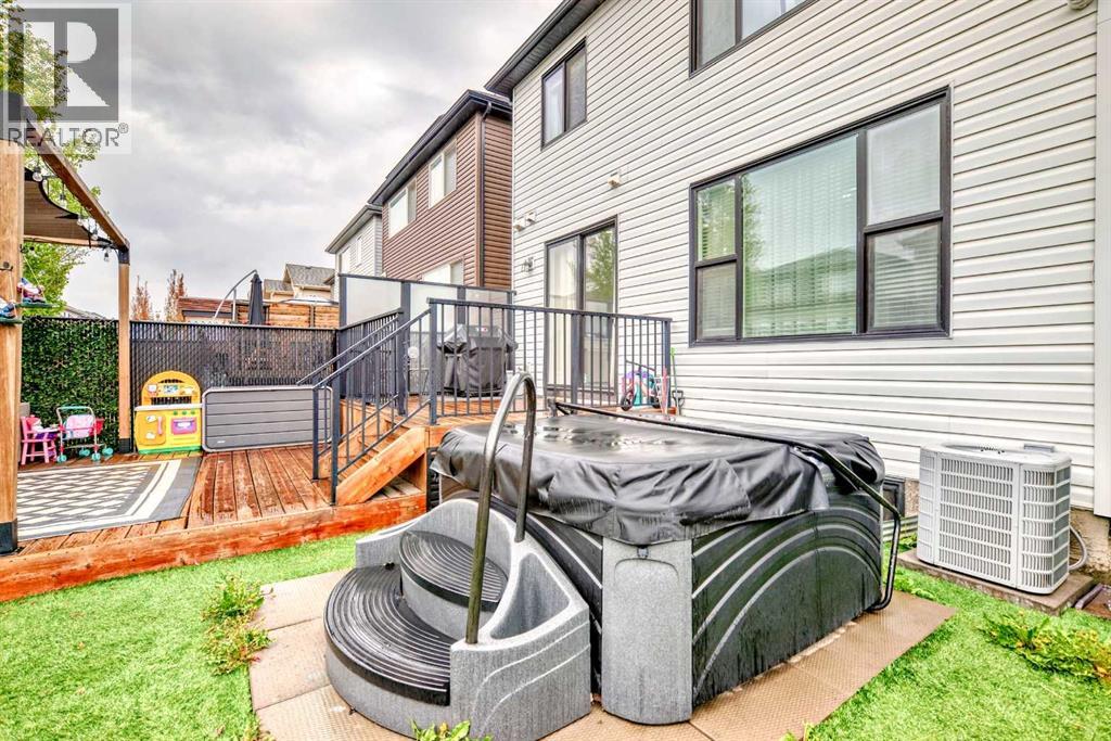 54 Seton Manor Se, Calgary, Alberta  T3M 2V8 - Photo 31 - A2308792
