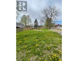 313 BUCHANAN STREET, Strathroy-Caradoc, Ontario