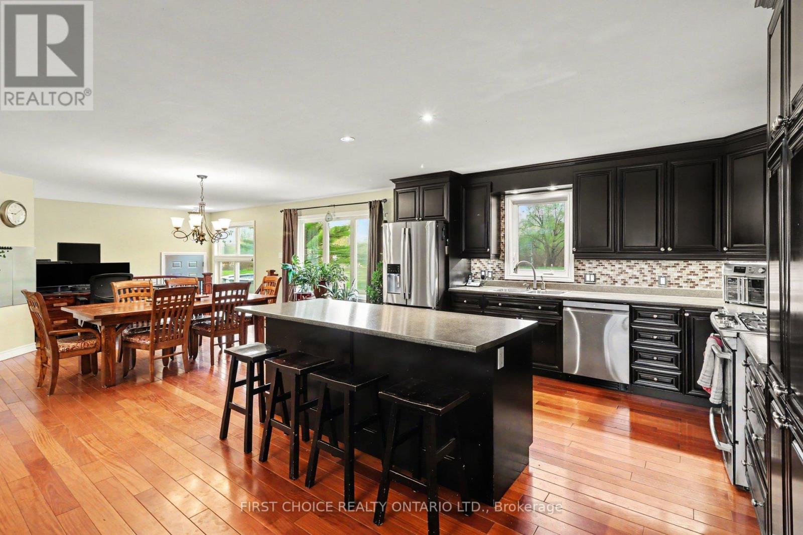 200 Hughson Place, Ottawa, Ontario  K0A 3H0 - Photo 8 - X13093550
