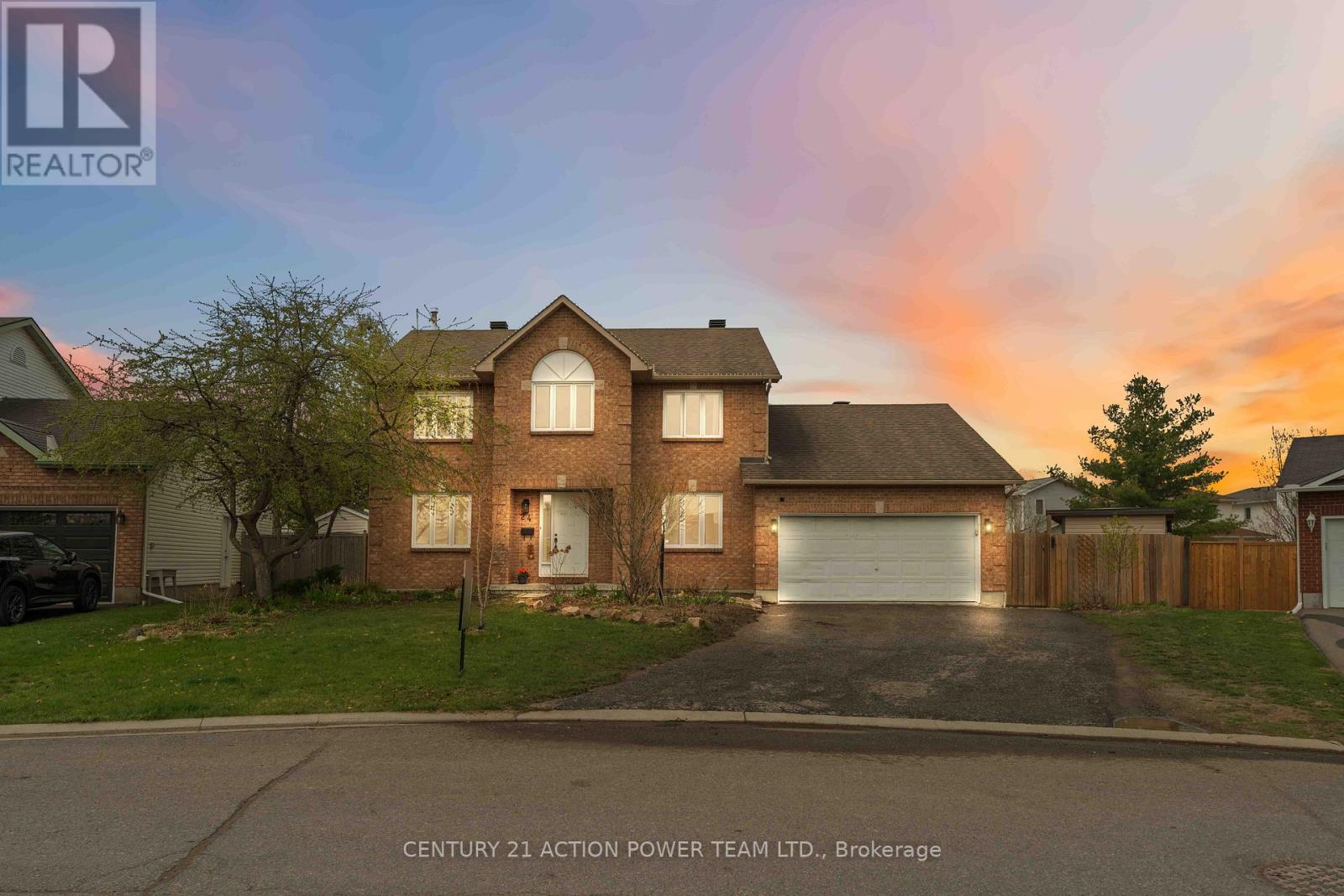 24 MIKA STREET, Ottawa, Ontario