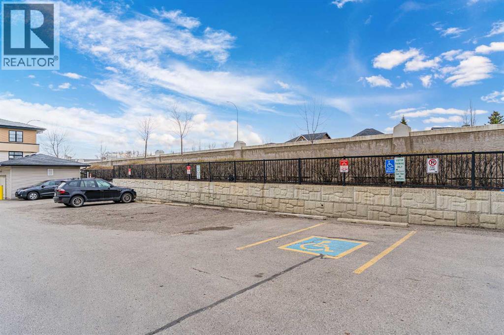 124 Aspen Hills Villas Sw, Calgary, Alberta  T3H 0H7 - Photo 38 - A2307273