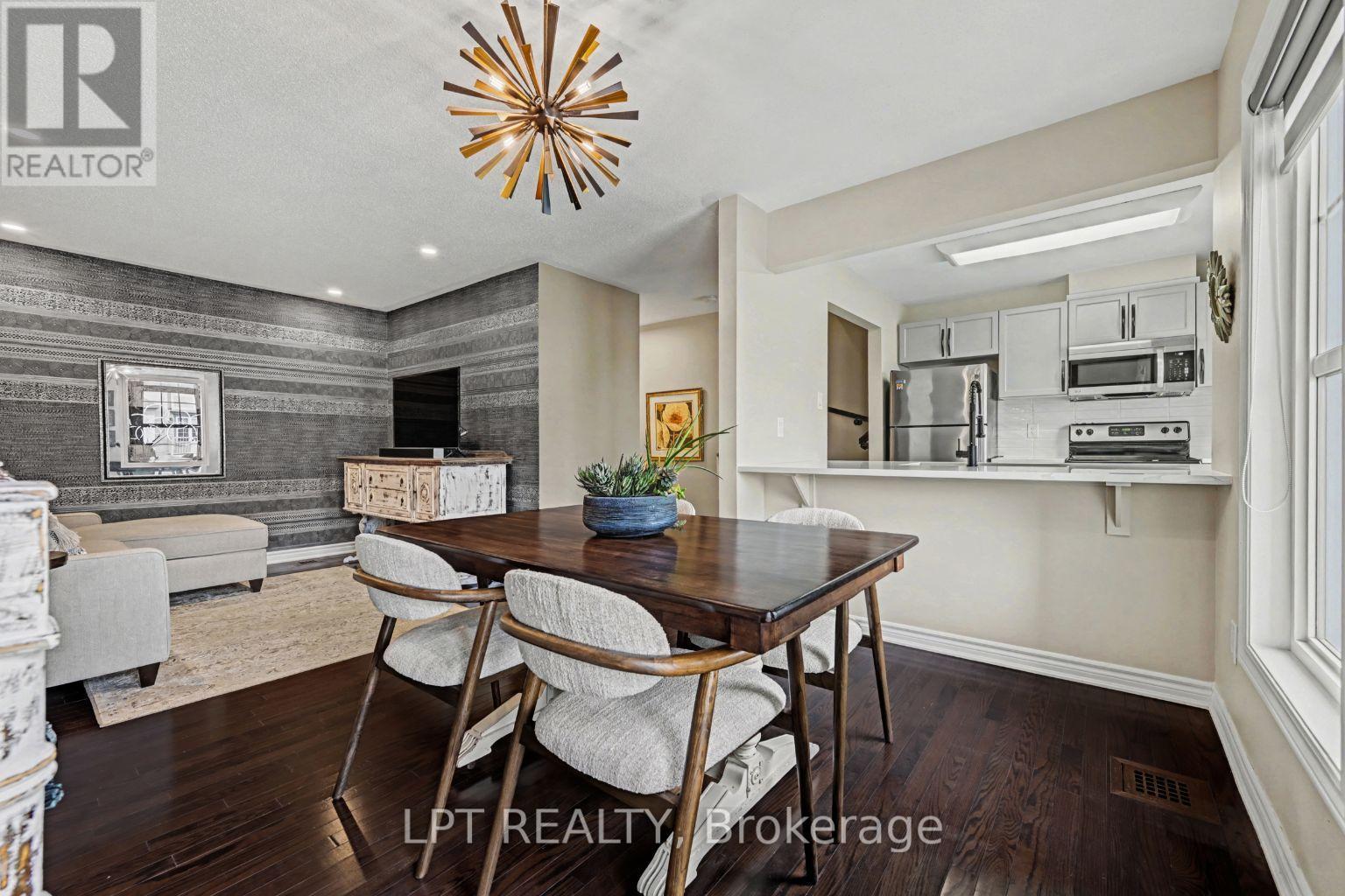 607 Meadowcreek Circle, Ottawa, Ontario  K2M 0J9 - Photo 13 - X12949450
