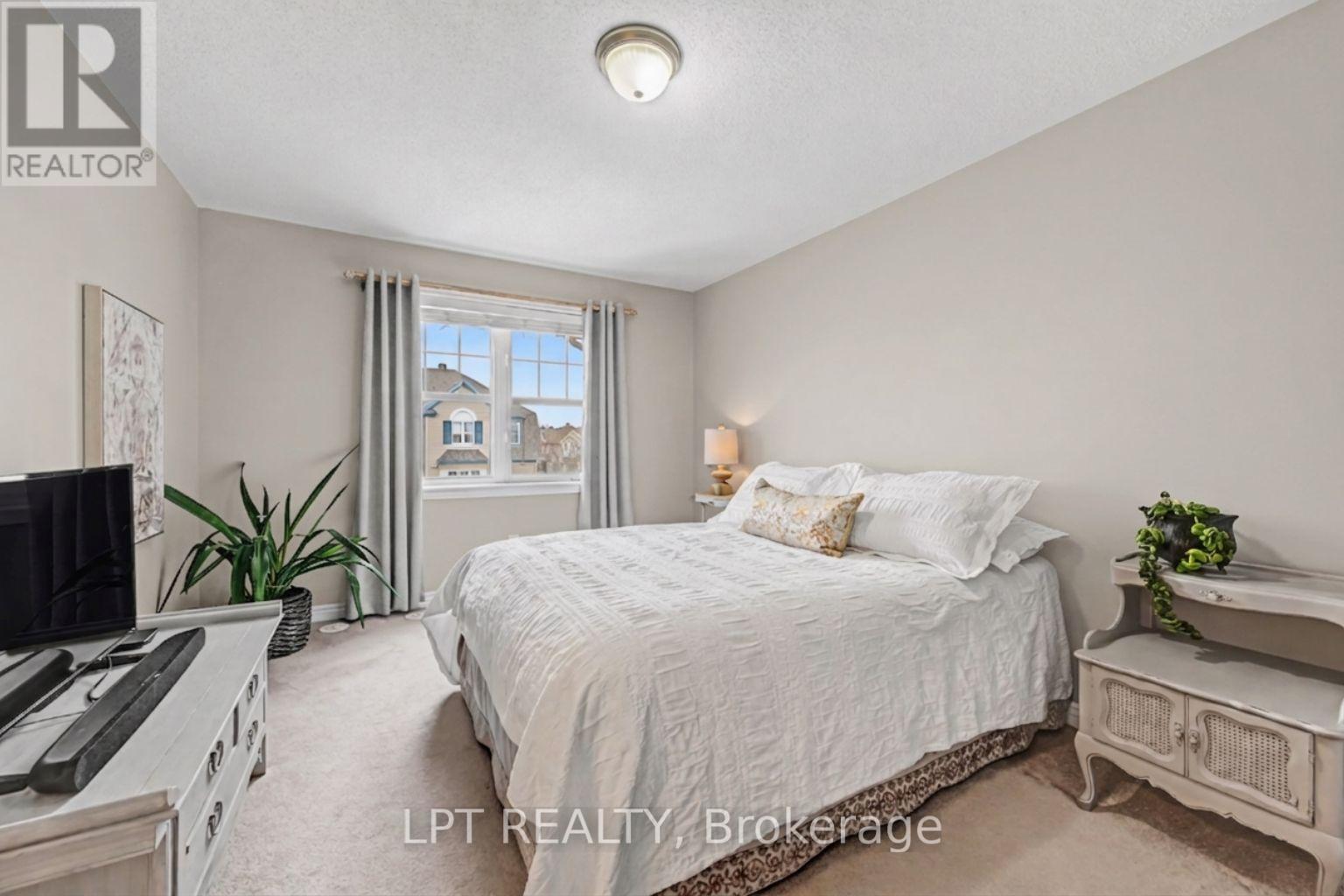 607 Meadowcreek Circle, Ottawa, Ontario  K2M 0J9 - Photo 21 - X12949450