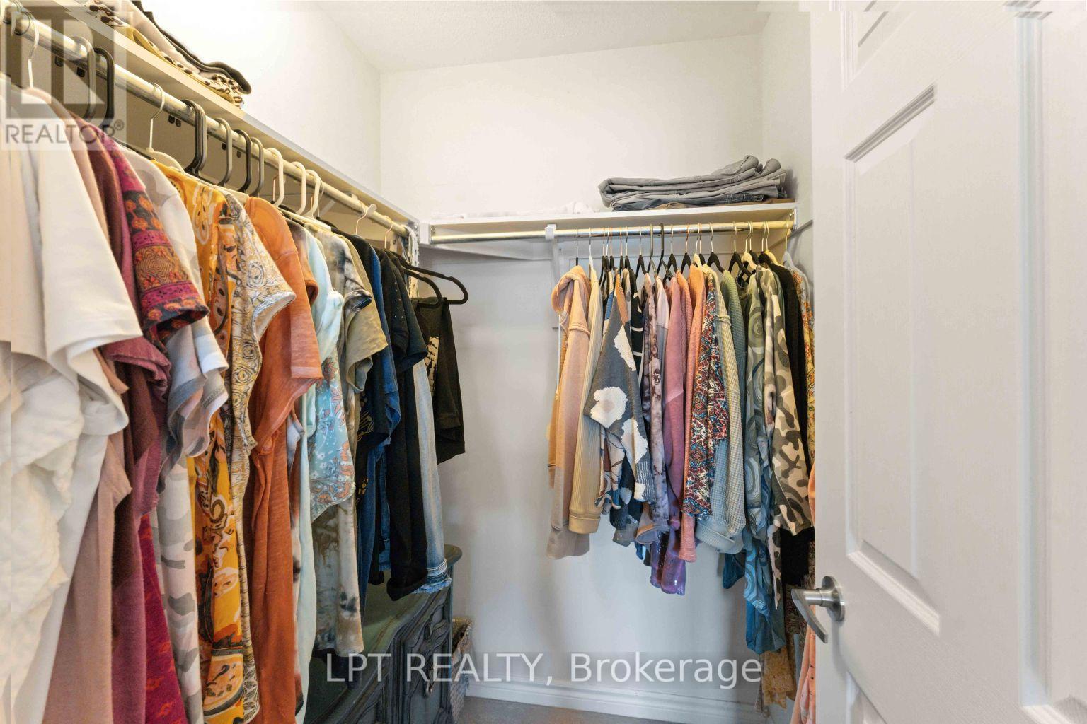 607 Meadowcreek Circle, Ottawa, Ontario  K2M 0J9 - Photo 24 - X12949450