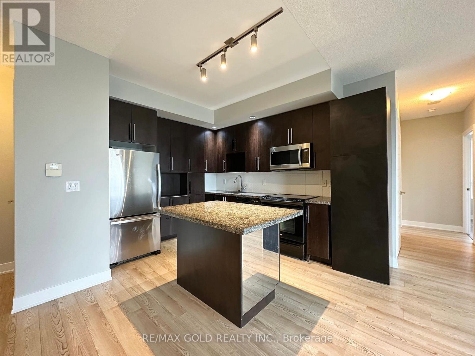 904 - 28 Linden Street, Toronto, Ontario  M4Y 0A4 - Photo 5 - C13093506