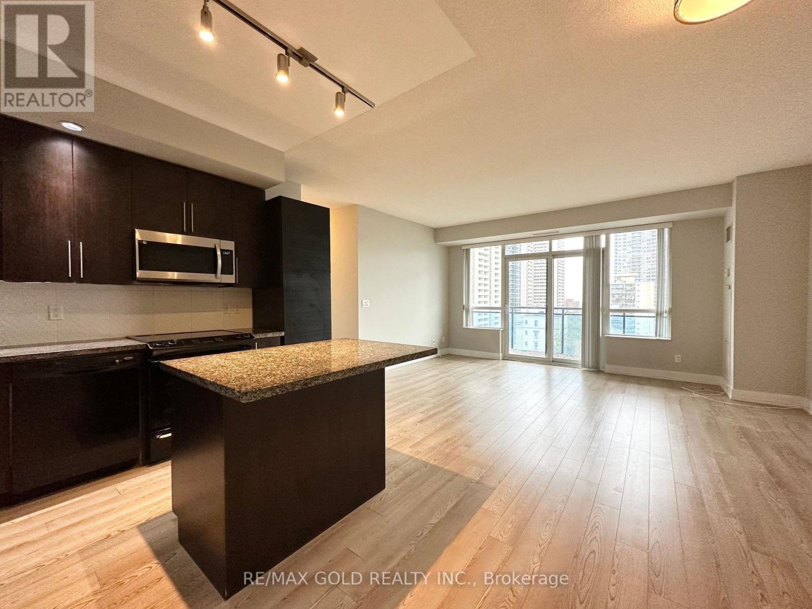904 - 28 Linden Street, Toronto, Ontario  M4Y 0A4 - Photo 8 - C13093506