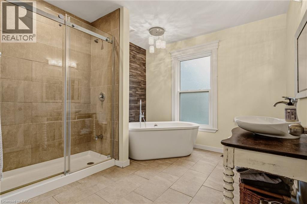 104 Barnesdale Avenue N, Hamilton, Ontario  L8L 6S5 - Photo 20 - 40827475