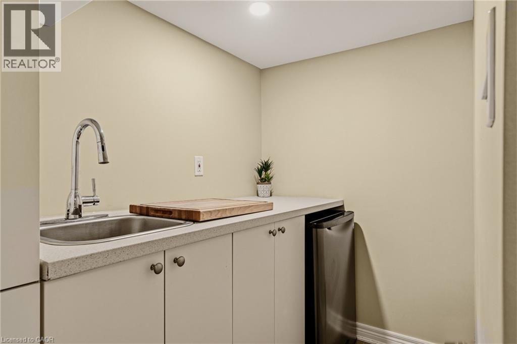 104 Barnesdale Avenue N, Hamilton, Ontario  L8L 6S5 - Photo 32 - 40827475