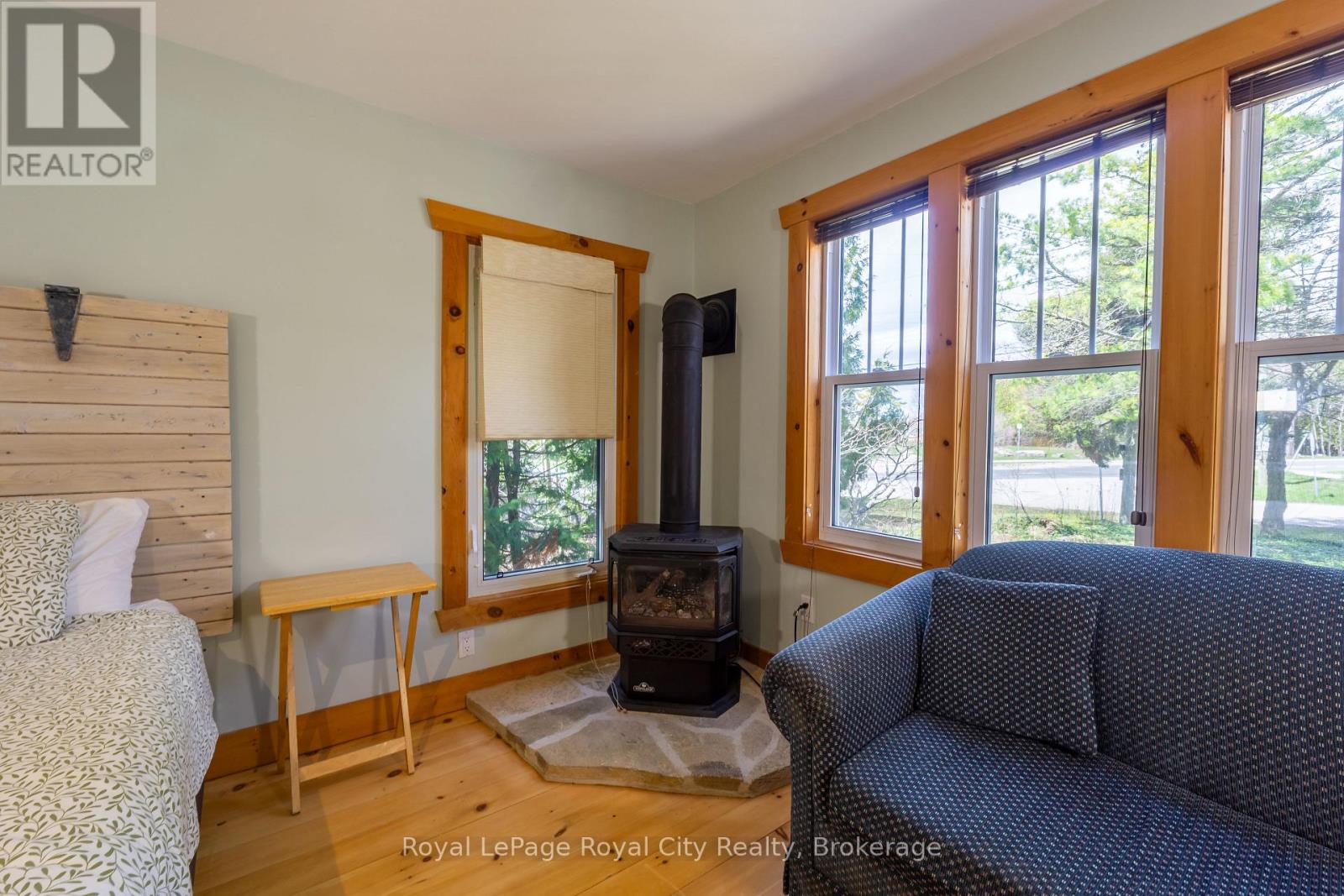 48 Head Street, Northern Bruce Peninsula, Ontario  N0H 2R0 - Photo 16 - X13093516