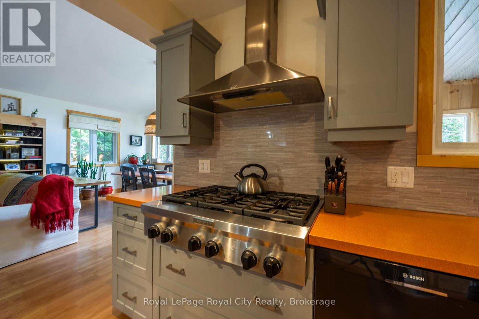 48 Head Street, Northern Bruce Peninsula, Ontario  N0H 2R0 - Photo 6 - X13093516