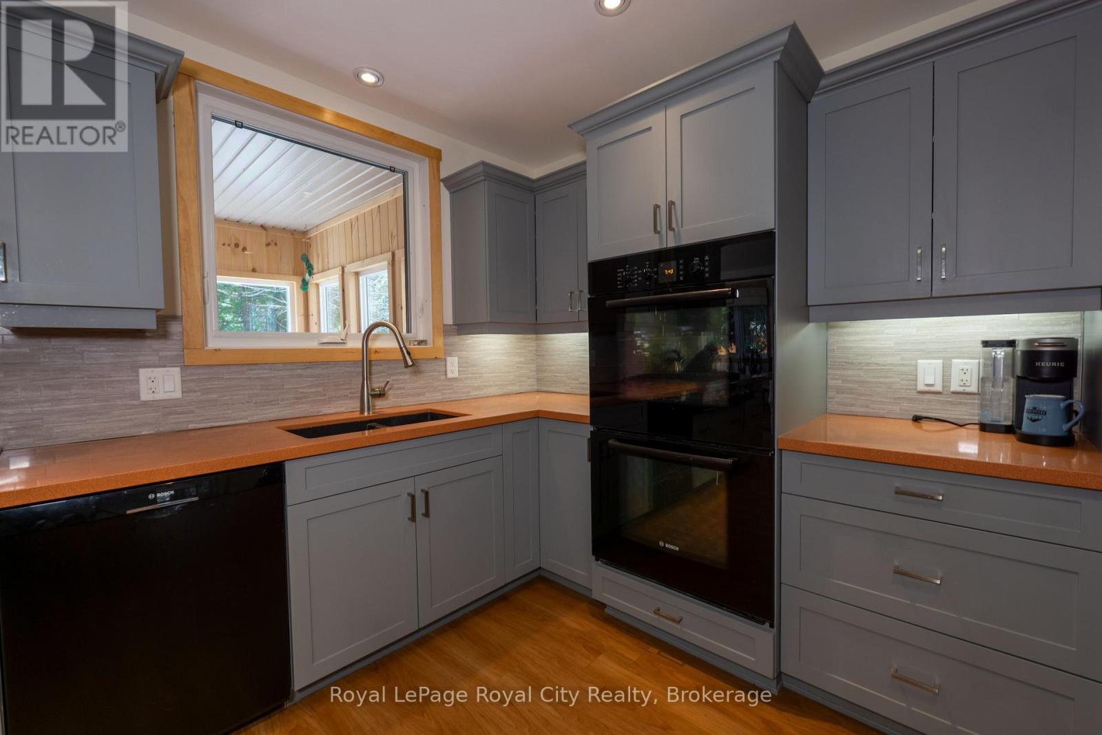 48 Head Street, Northern Bruce Peninsula, Ontario  N0H 2R0 - Photo 8 - X13093516